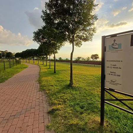 Harmonia Aparthotel
